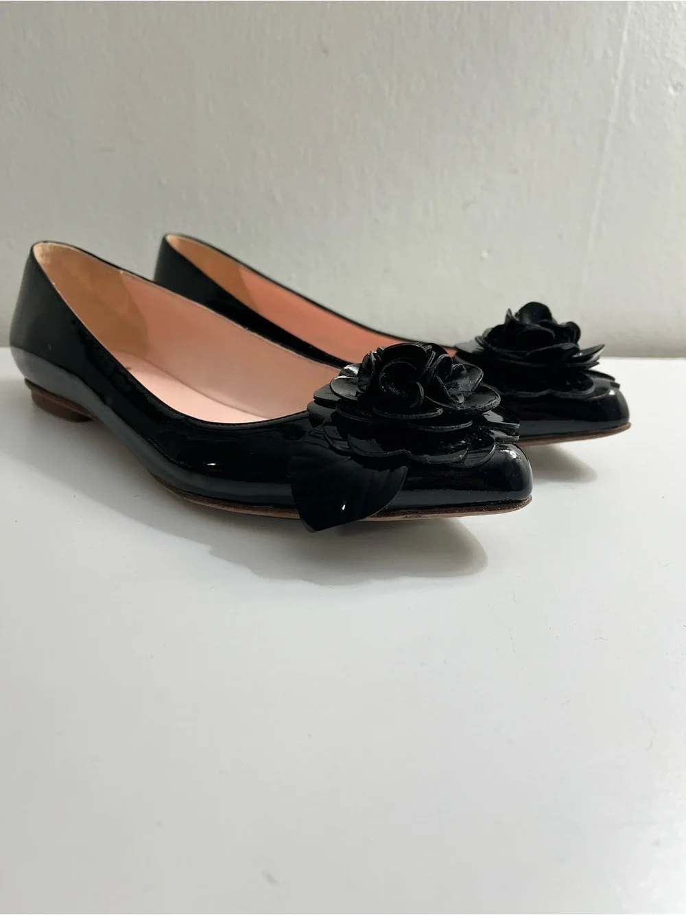 Kate Spade Ellie Black Patent Floral Ballet Flats Size 6.5